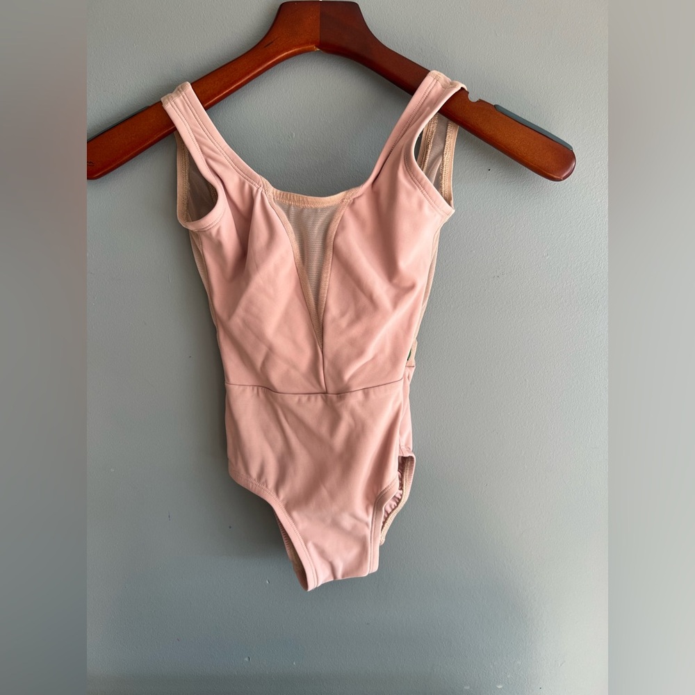 Beautiful pink and mesh Lucky Leo leotard